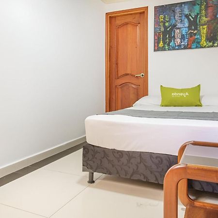 Hotel Boutique Laureles Home - Ayenda 1258 (Adults Only) Medellin Ngoại thất bức ảnh