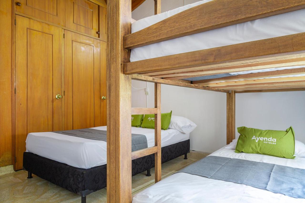 Hotel Boutique Laureles Home - Ayenda 1258 (Adults Only) Medellin Ngoại thất bức ảnh